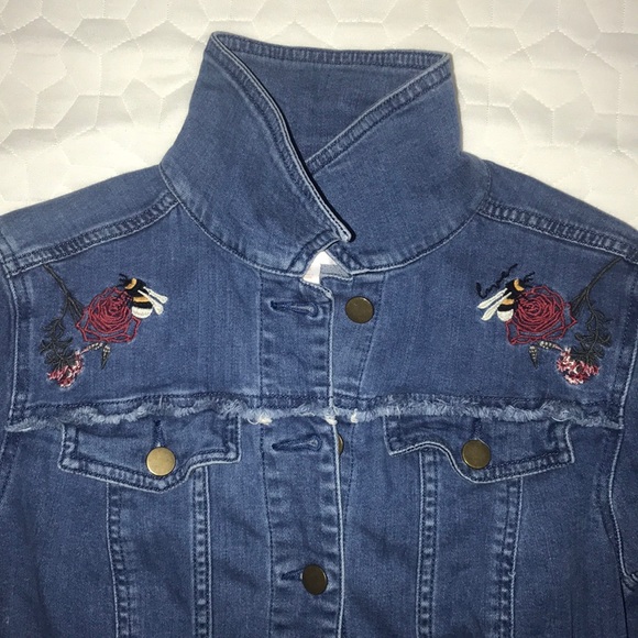 Ladies Denim Jacket - Picture 2 of 5